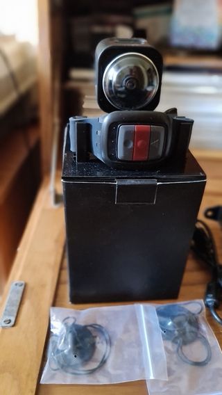 Camara aventura  Qimmiq dv360