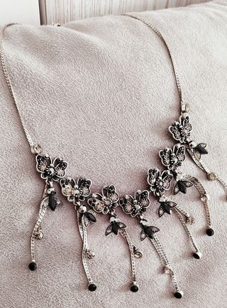 conjunto de collar y pendientes mariposas 