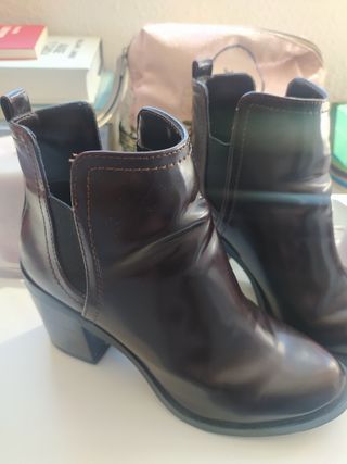 botin tacón ancho marrones 