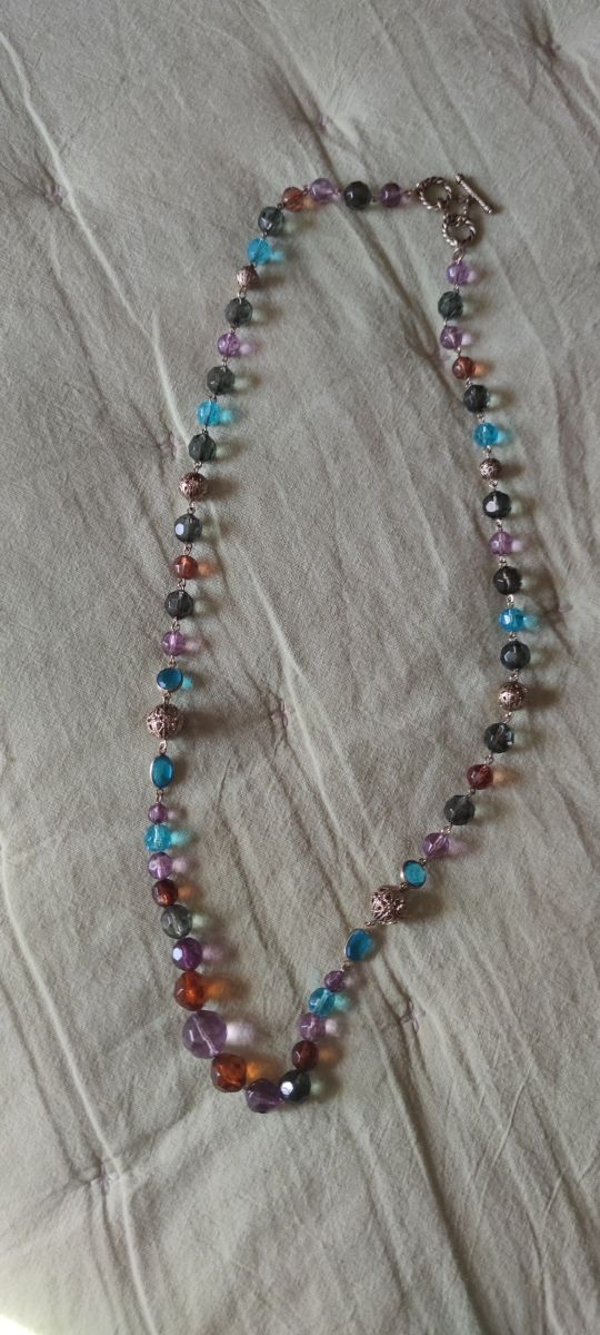 Gargantilla de la firma Monet.