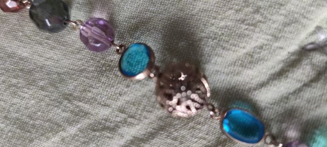 Gargantilla de la firma Monet.