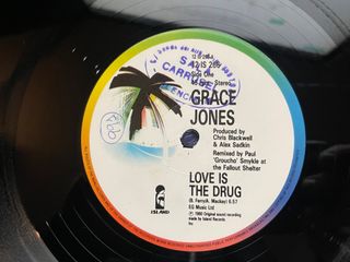 Grace Jones – Love Is The Drug MAXI VINILO UK
