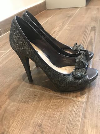 Zapato tacón  Zara