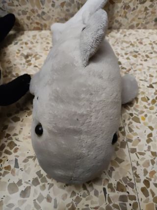 peluches orca y tiburon