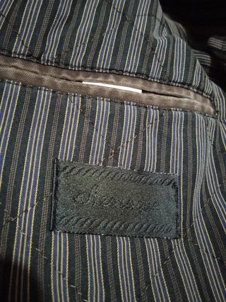chaqueta marrón 