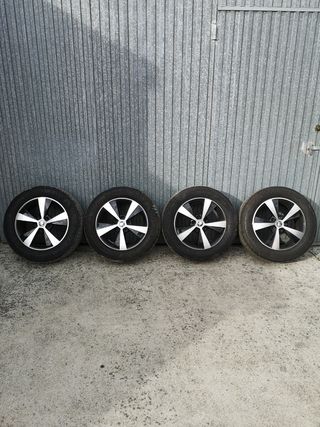 Llantas Skoda. 