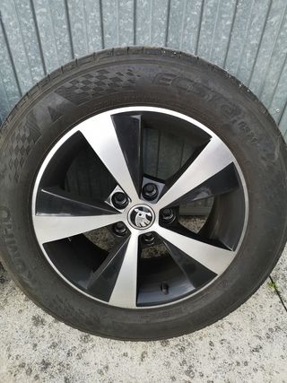 Llantas Skoda. 