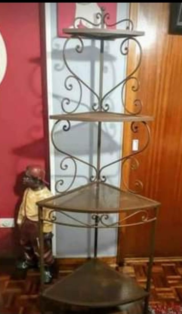 esquinero  de hierro y de 170 alto