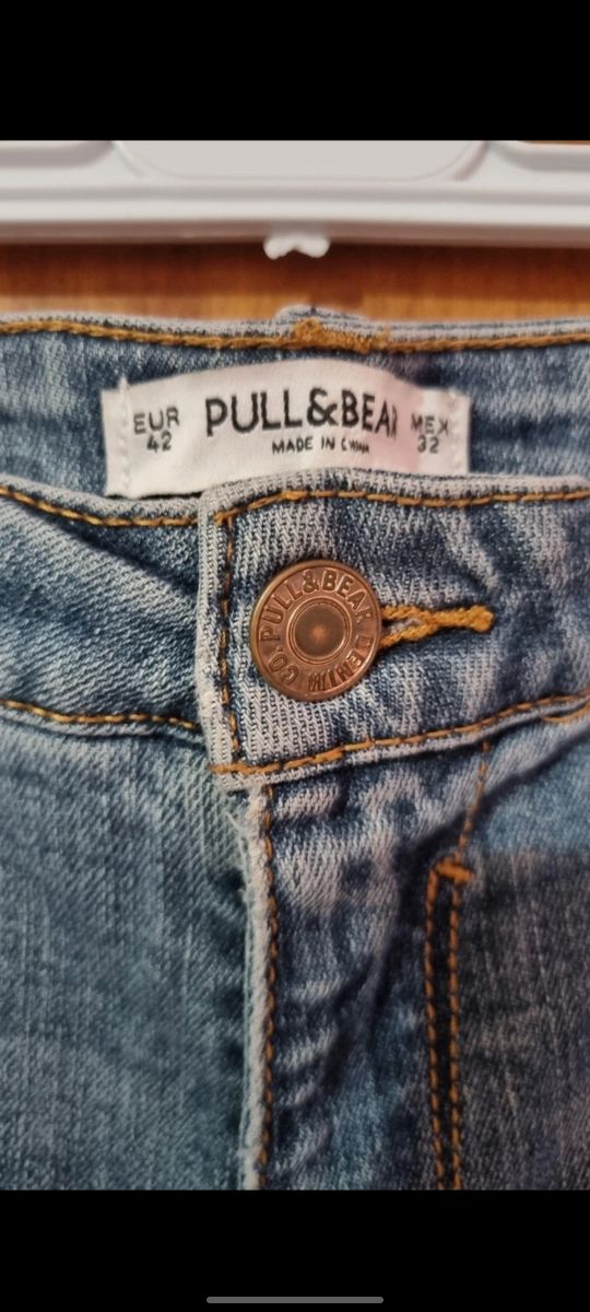 pantaloncini di jeans PULL&BEAR