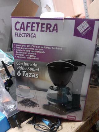 CAFETERA ELÉCTRICA  NUEVA