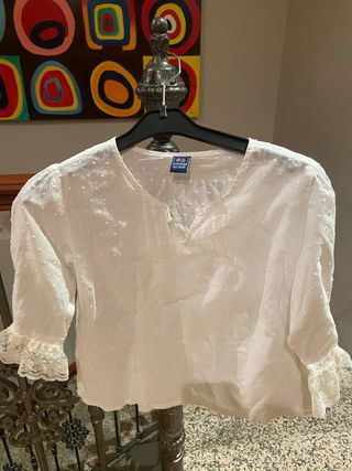 Traje de flamenca de falda y camisa de niña 