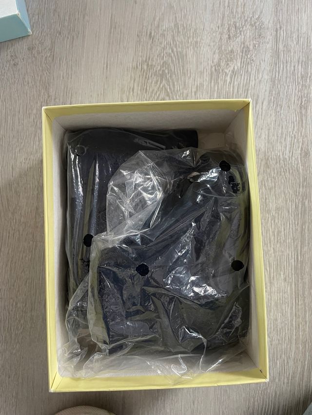 Pascuala niña piel talla 22