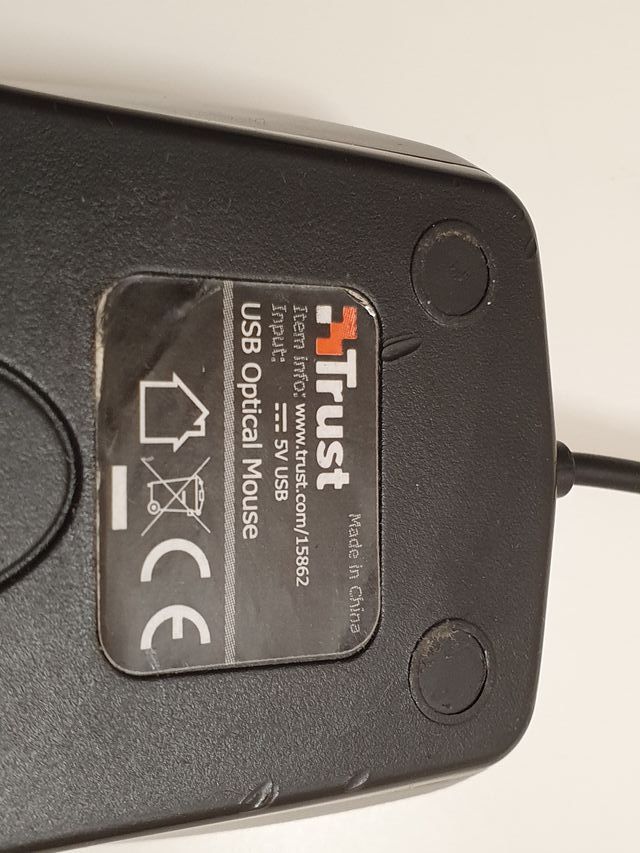Ratón óptico TRUST ergonómico USB