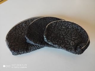 Tre piccoli beauty case da borsetta