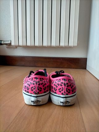 Zapatillas VANS leopardo
