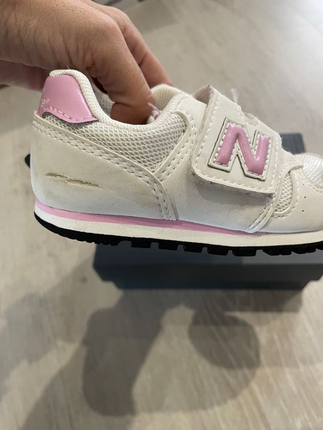 Zapatillas niña new balance talla 22,5