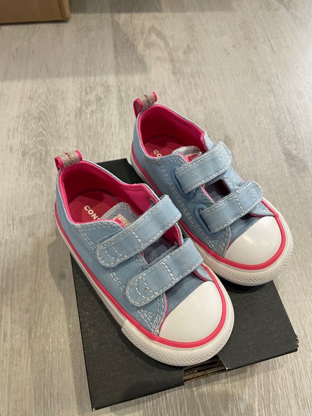 Zapatilla converse niña talla 22 tela