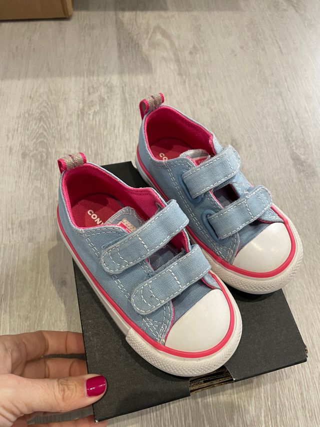 Zapatilla converse niña talla 22 tela