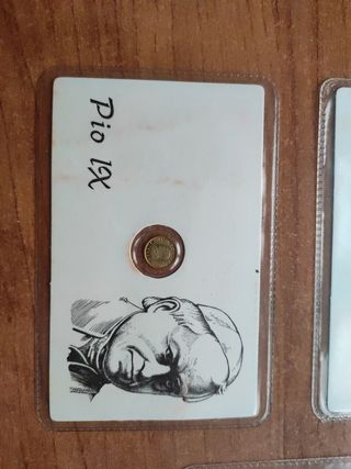 MONEDAS (INSIGNIAS) DE ORO DE PAPAS