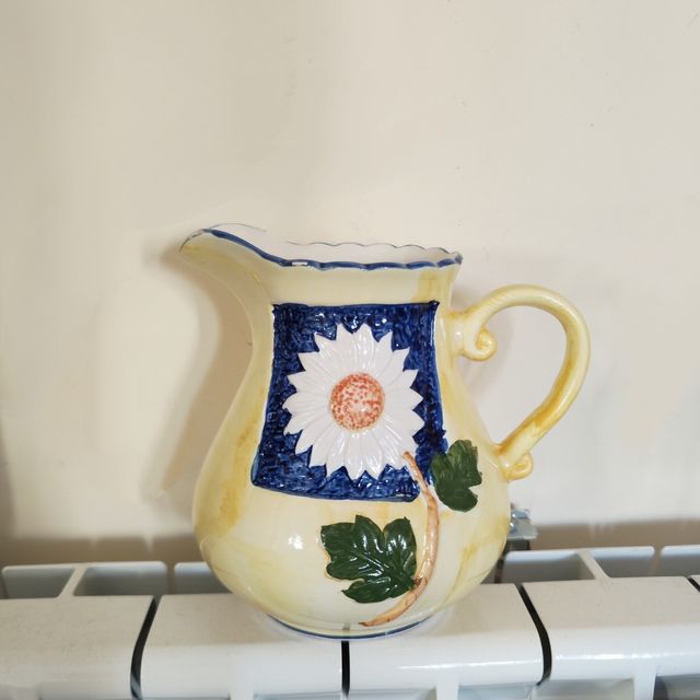 Jarra florero cerámico margaritas