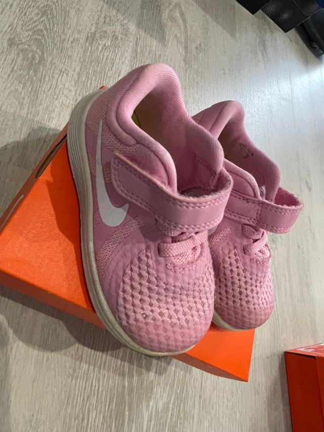 Zapatillas niña nike talla 22