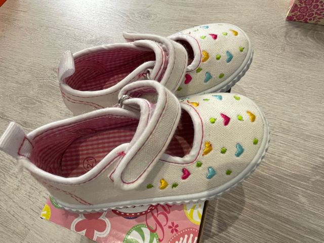 Zapatilla niña lona talla 21