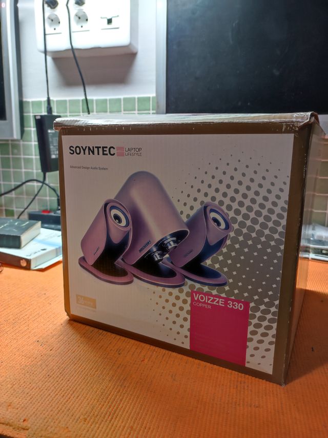 altavoces soyntec