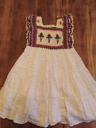 Vestido crochet y algodón blanco