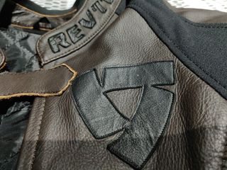 Chaqueta moto piel talla S replica Revit