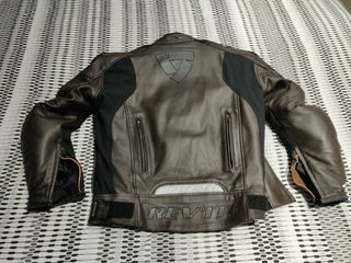 Chaqueta moto piel talla S replica Revit