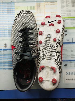 Botas de  futbol 11 Nike
