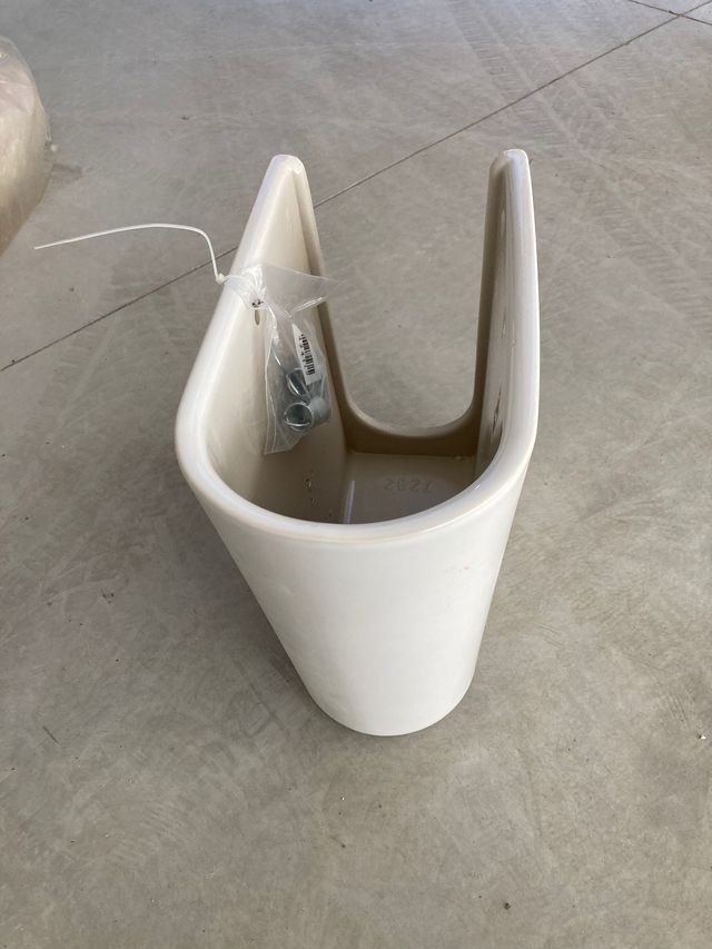 Lavabo + Semicolonna Vitra