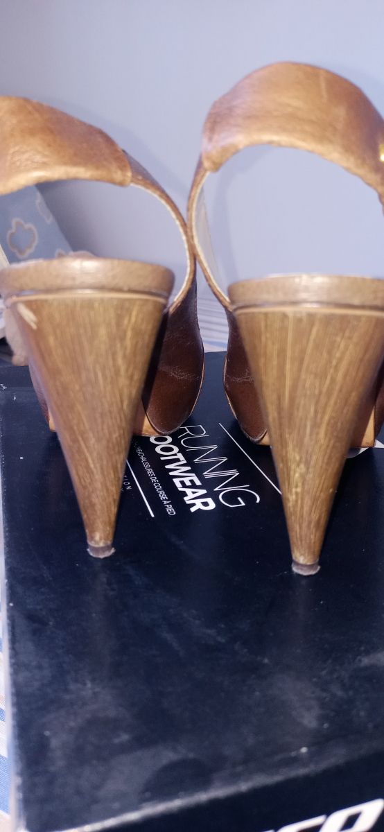 zapato Zara marron t.36