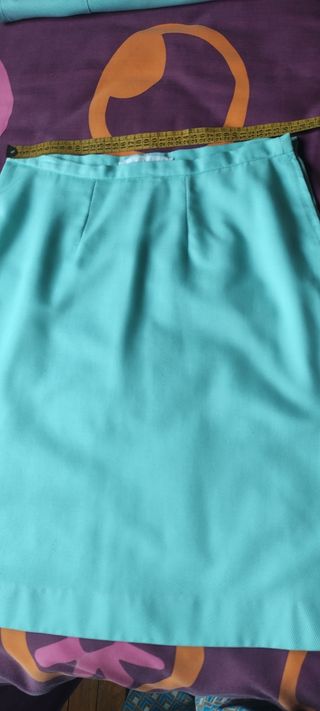 Traje clásico color verde pastel / aguamarina