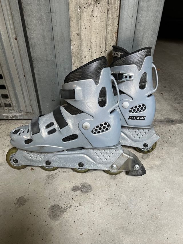 Pattini in linea completi di ginocchiera