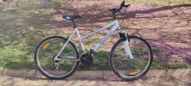 BICICLETA MOUNTAINBIKE