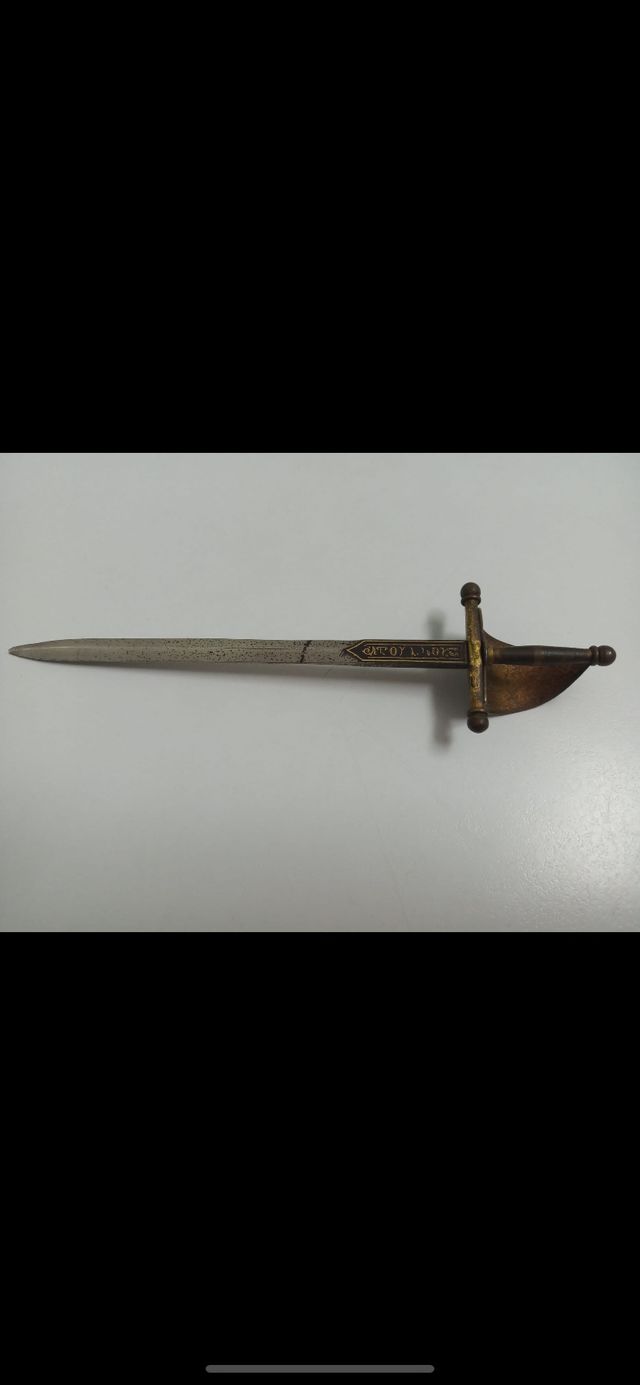 ANTIGUO ABRECARTAS ESPADA