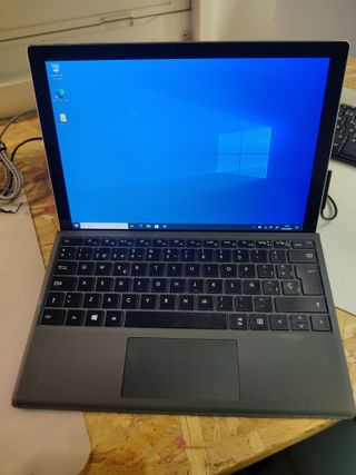 Microsoft Surface Pro 4 Kit precio por unidad.