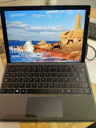 Microsoft Surface Pro 4 Kit precio por unidad.