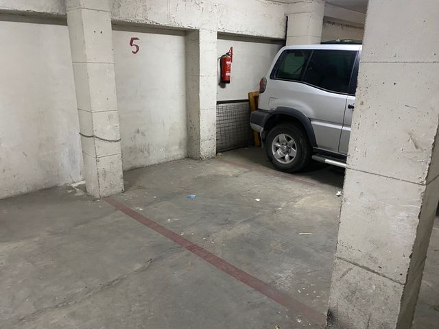 Garaje PARA MOTO en alquiler