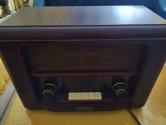 radio modelo antiguo