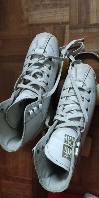 PATINES 4 RUEDAS PATINAJE ARTÍSTICO TALLA 37 y 39