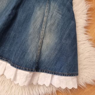 Preciosa! Falda vaquera de vestir , con detalles