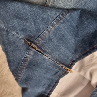 Preciosa! Falda vaquera de vestir , con detalles