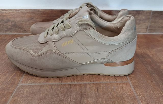 Zapatillas Mustang mujer 39
