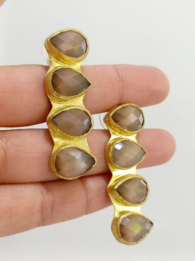 PENDIENTES PARA MUJER LARGOS DORADO.