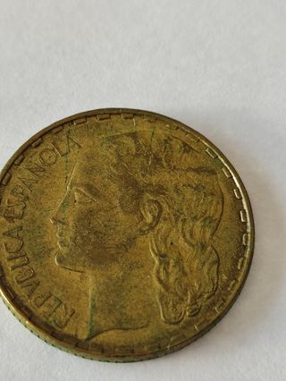 1 Peseta 1937 apodada rubia 