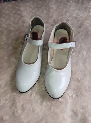 Zapatos flamenca blancos