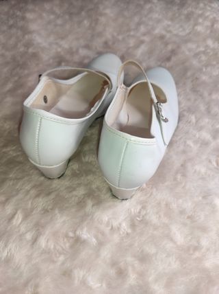 Zapatos flamenca blancos