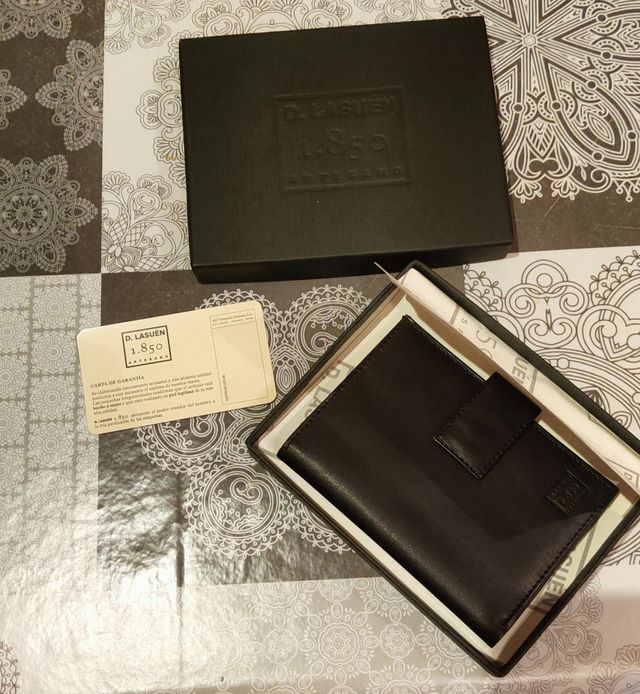 cartera/billetera de piel